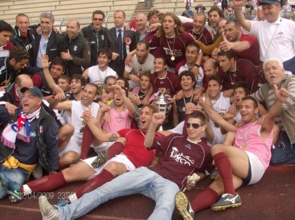 Il Noto trionfa nella Coppa Italia di Promozione: una straordinaria vittoria che segna il 6 maggio 2009! - 