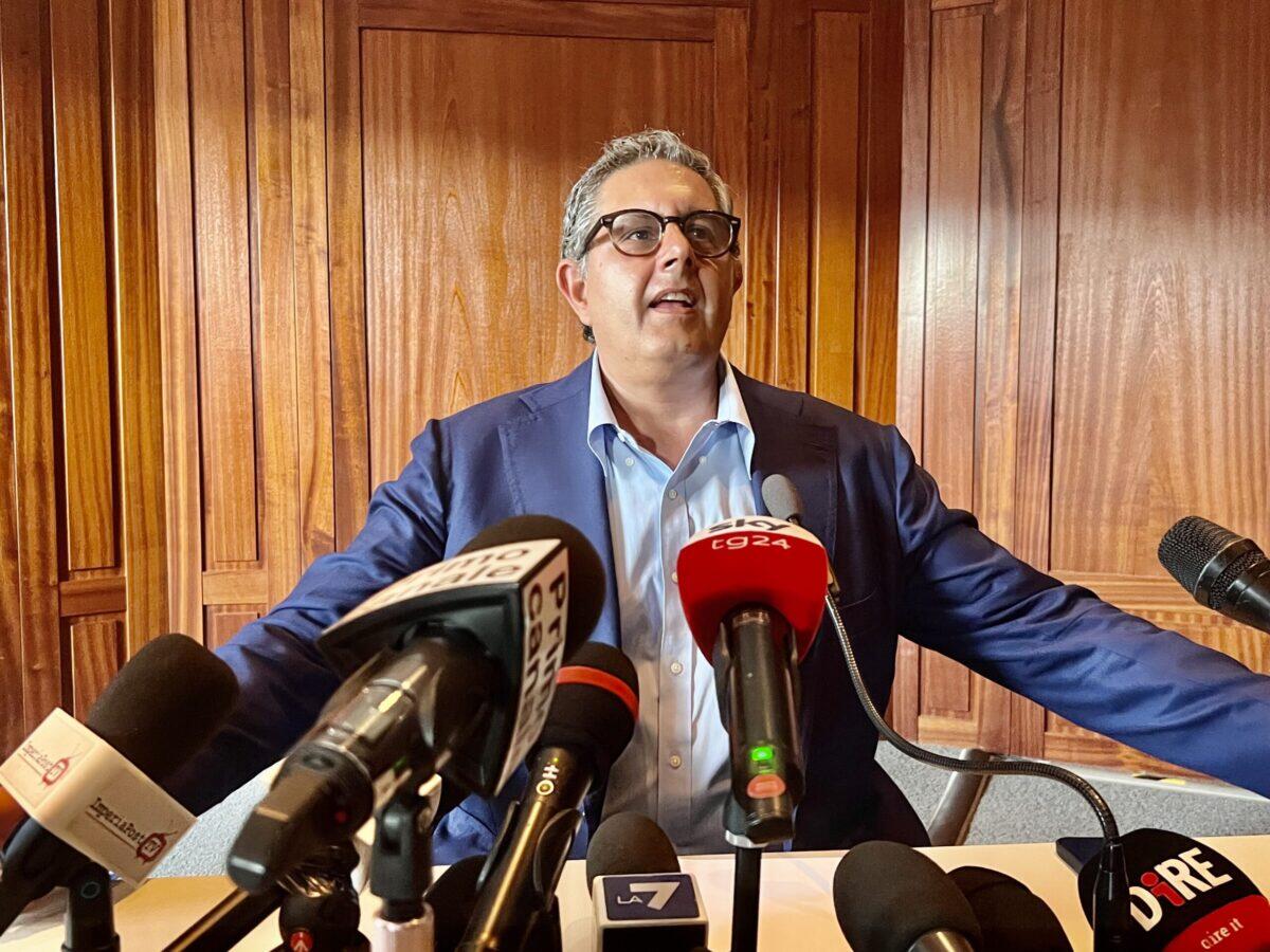 Liguria: Toti annuncia il suo passo indietro per dare spazio a nuove energie - 