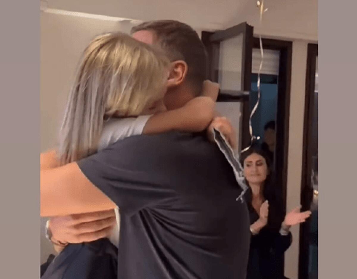 Totti compie 48 anni: le emozionanti parole di Isabel che lo commuovono profondamente - 