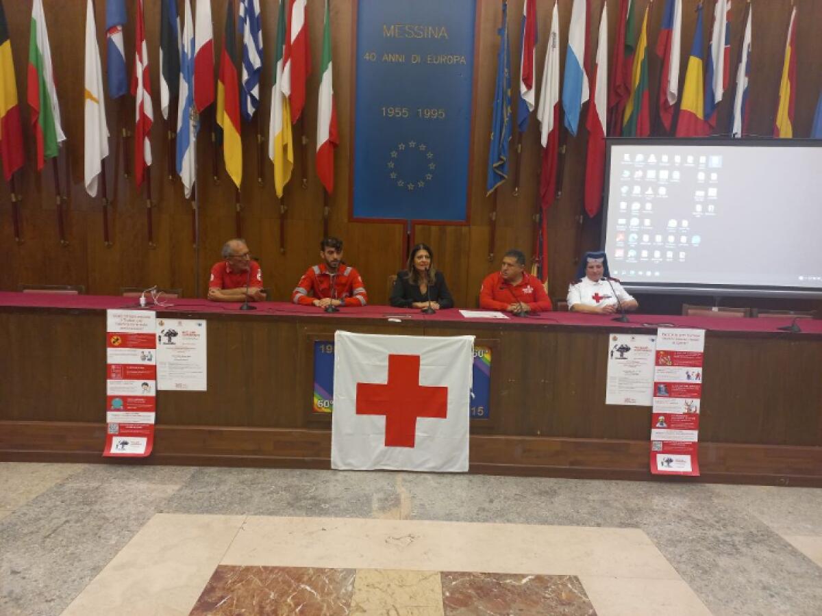 Messina si Illumina di Rosso: Uniamoci per Dire No alle Armi Nucleari! - 