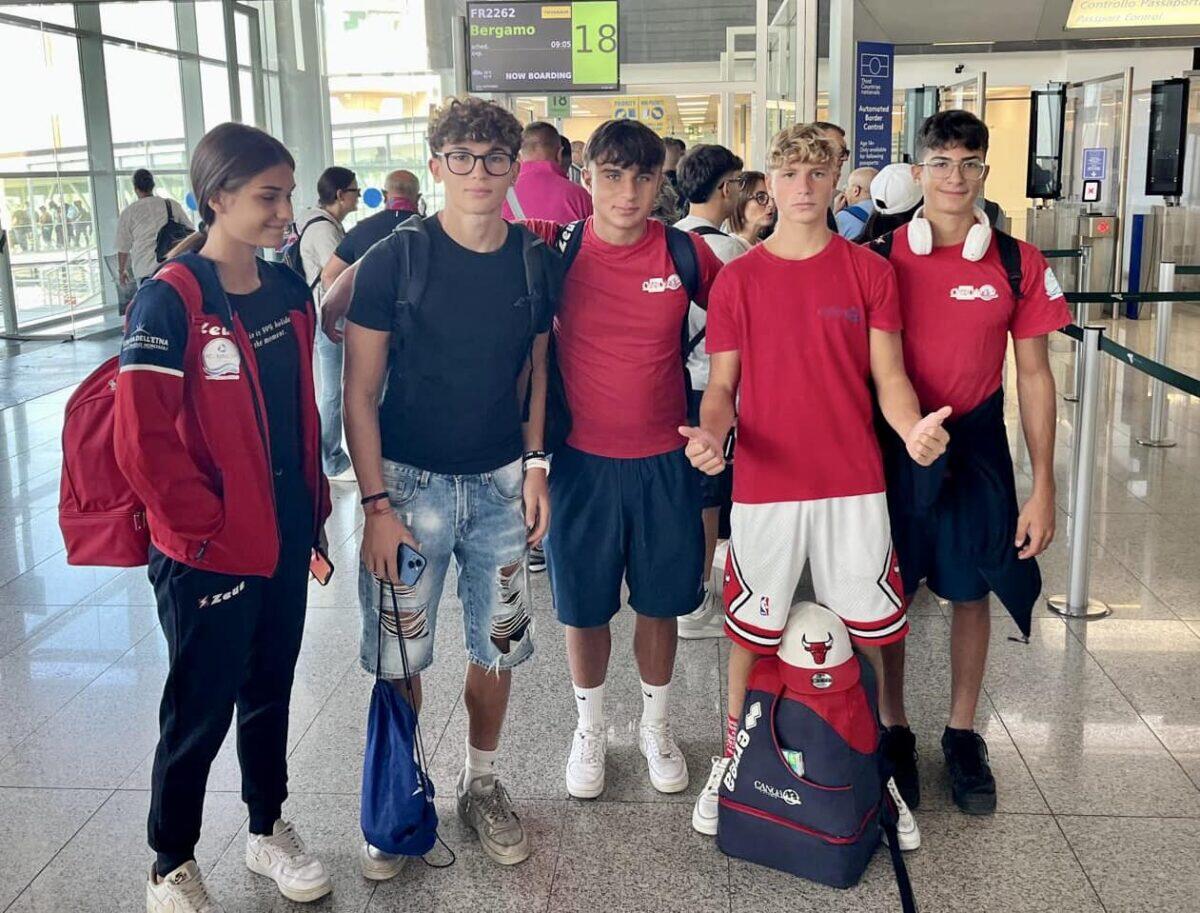 Canoa, i giovani Rossoazzurri pronti a conquistare medaglie all'Idroscalo di Milano! - 