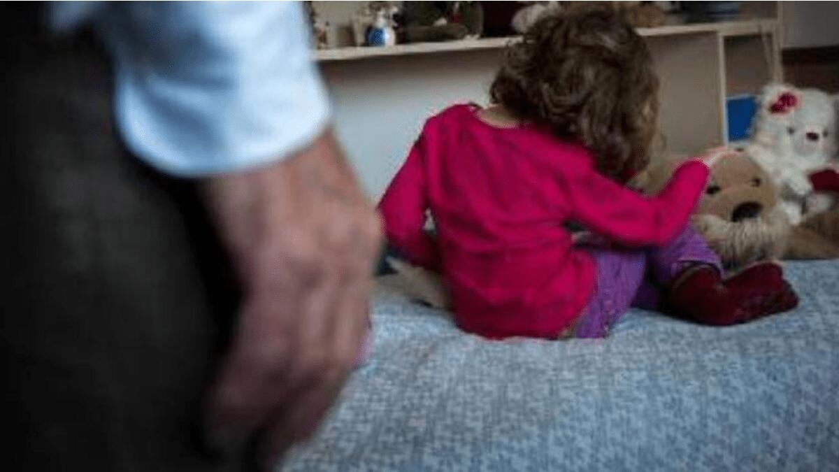 Abusi su bambina di 7 anni e ragazzina di 14: Carabinieri arrestano due uomini - 