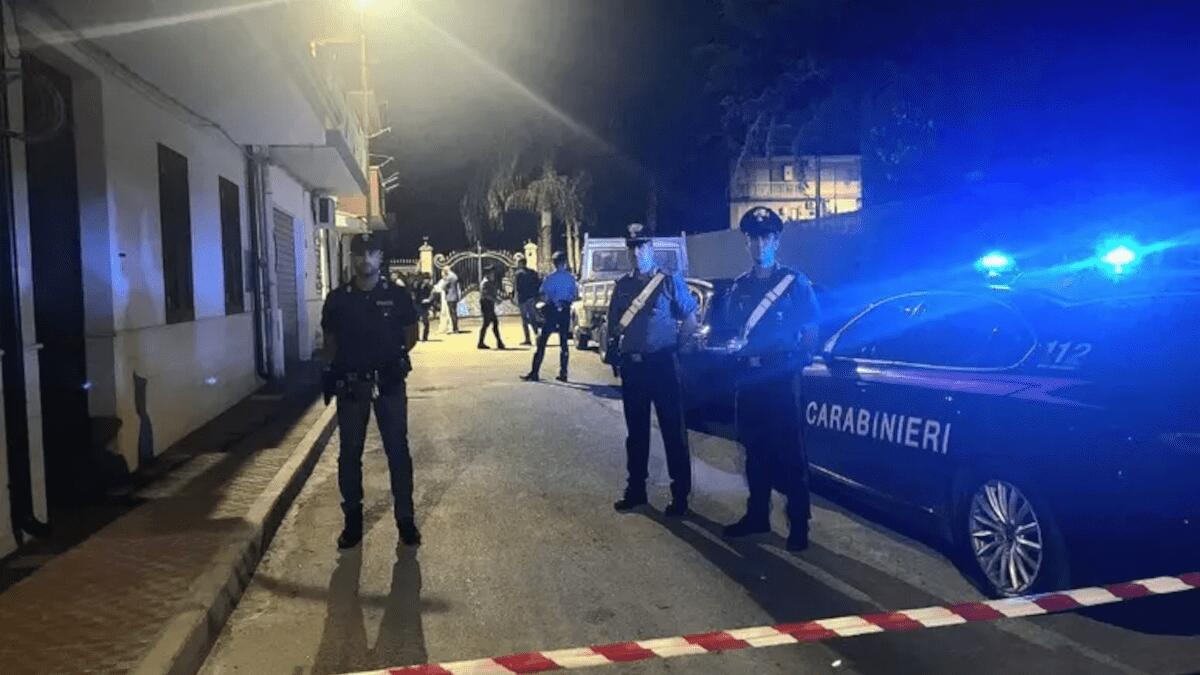 Omicidio a Gela: figlio si costituisce dopo aver accoltellato la madre - 