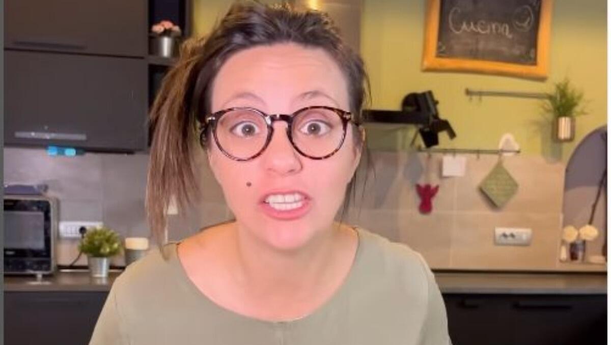 "Figli disordinati o ordinati?", Cammela e il materiale scolastico [VIDEO] - 