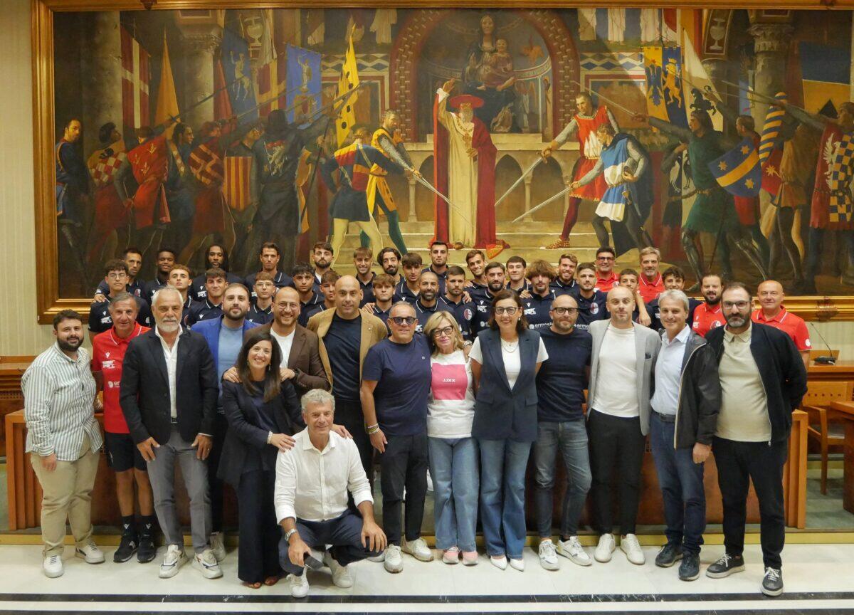 Modica Calcio svela la sua squadra alla città! - 