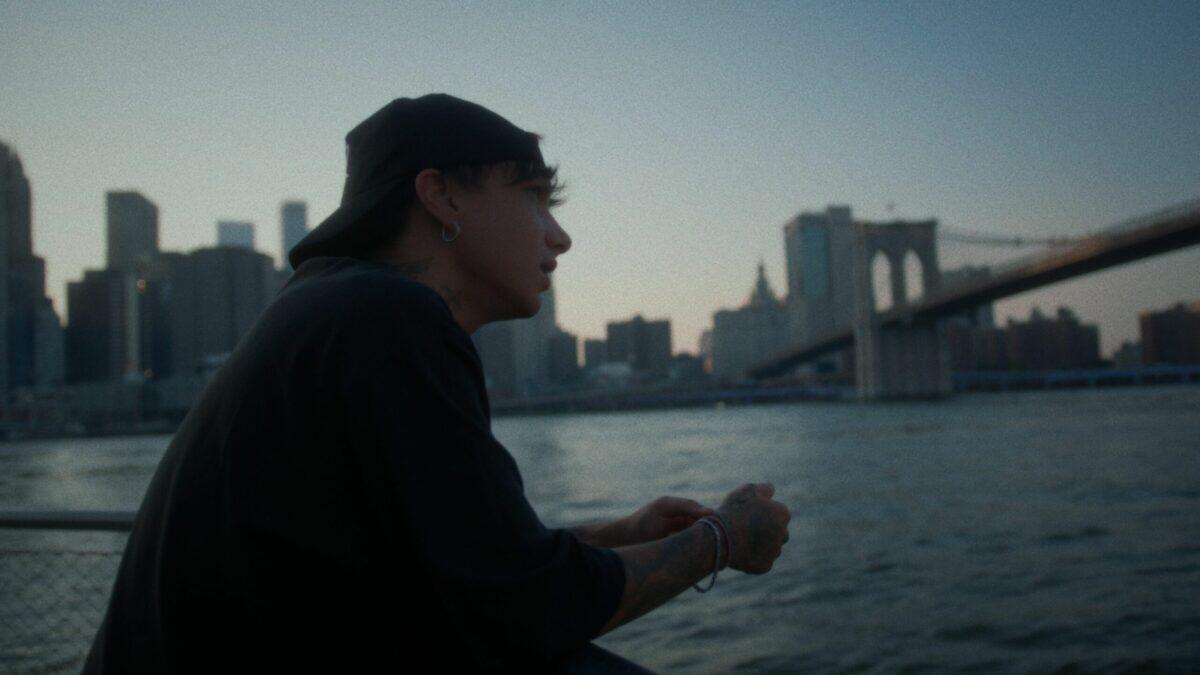 Ultimo dedica un emozionante video a New York: "Neve al sole" in attesa del primo figlio! - 