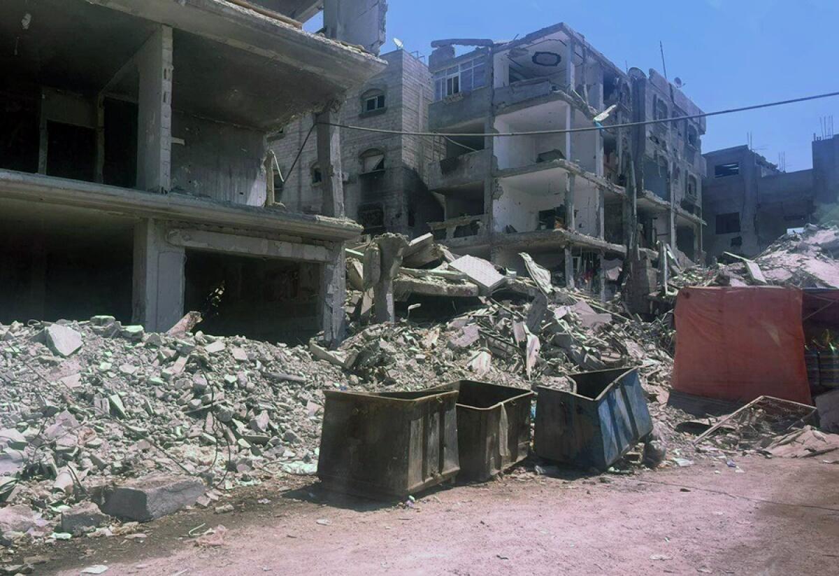 Israele colpisce il sud del Libano: bilancio drammatico tra morte e distruzione - 
