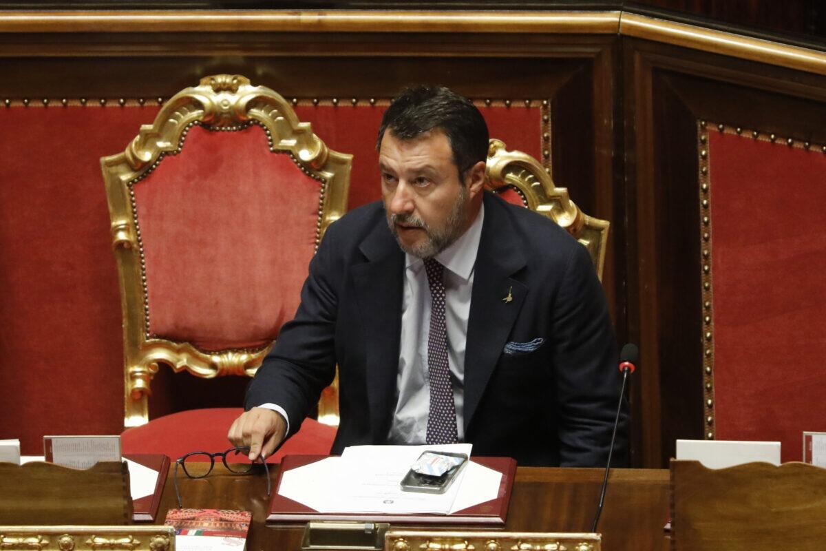 Salvini: "Non dimetterò e non patteggerò, difendere i confini è un dovere" - 