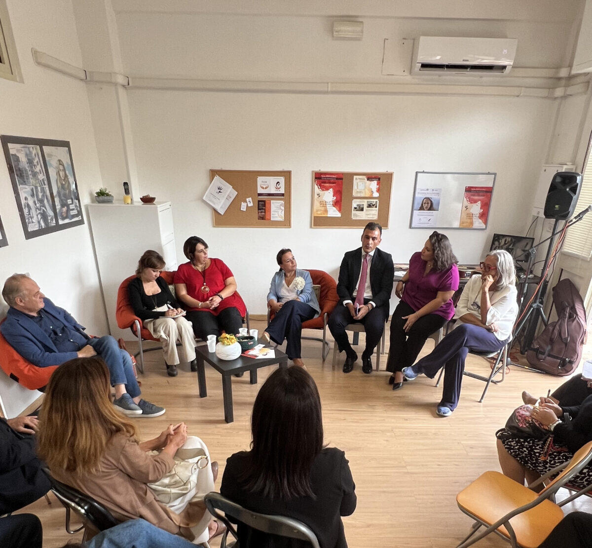 Rinasce la Speranza: Progetti di Autonomia per Donne Vittime di Violenza - 