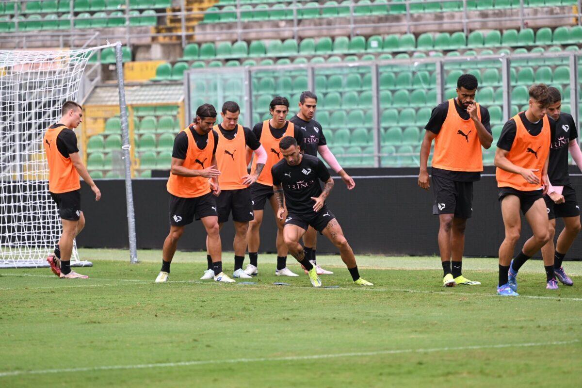 Verso Napoli: Il Palermo si prepara con determinazione al confronto decisivo! - 
