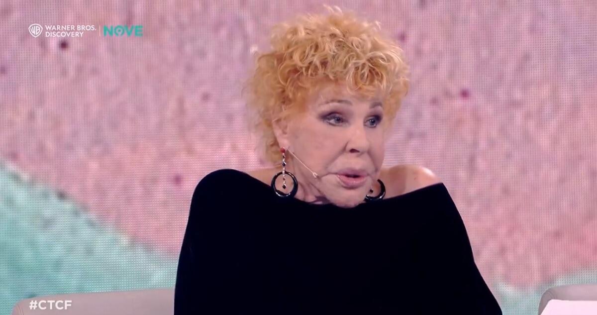 Ornella Vanoni apre il cuore e racconta la sua serenità di fronte alla morte, pronta a comprendere quando sarà il momento di dire addio. - 