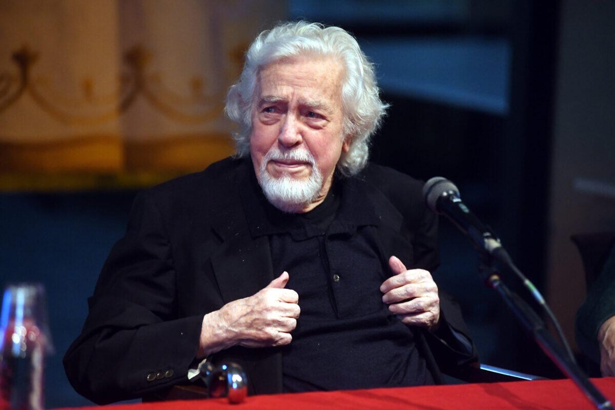 Addio a Glauco Mauri: una leggenda del teatro italiano ci lascia a 93 anni - 