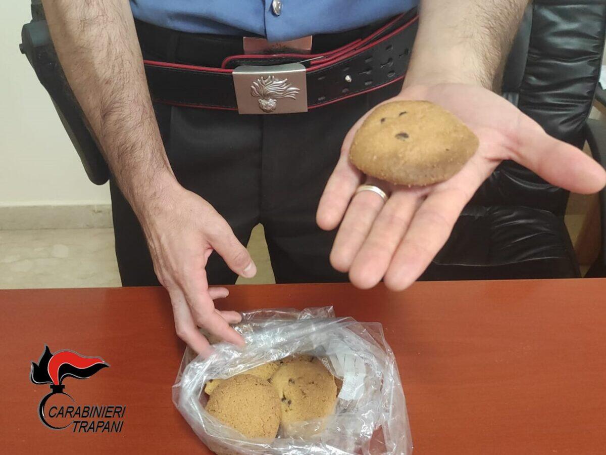 Biscotti fatali al posto della colazione | Come un 17enne ha messo in pericolo la vita della madre! - 