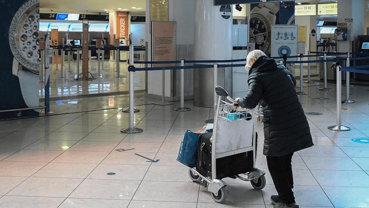 Anziana milanese fa un “bel” gesto: consegna portafoglio all’aeroporto di Catania tenendosi i soldi - 
