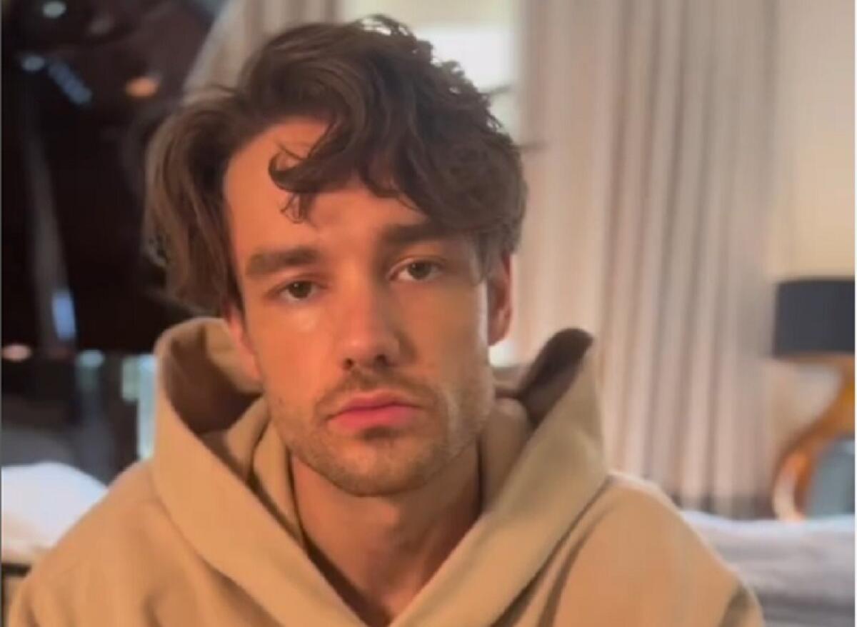 Un membro degli One Direction muore in circostanze misteriose | La verità dietro la tragica caduta di Liam Payne - 