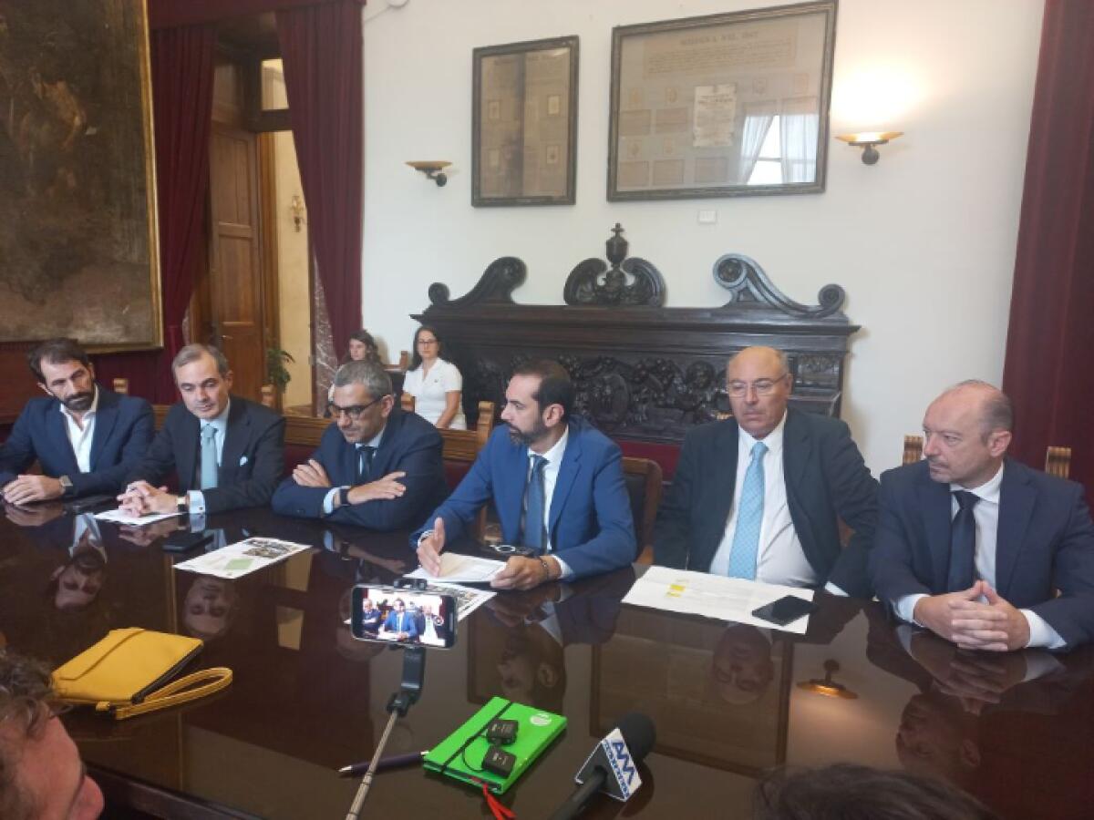 Messina stanzia 15 milioni per riqualificare gli impianti sportivi | È davvero ciò che serve per il futuro dello sport locale? - 