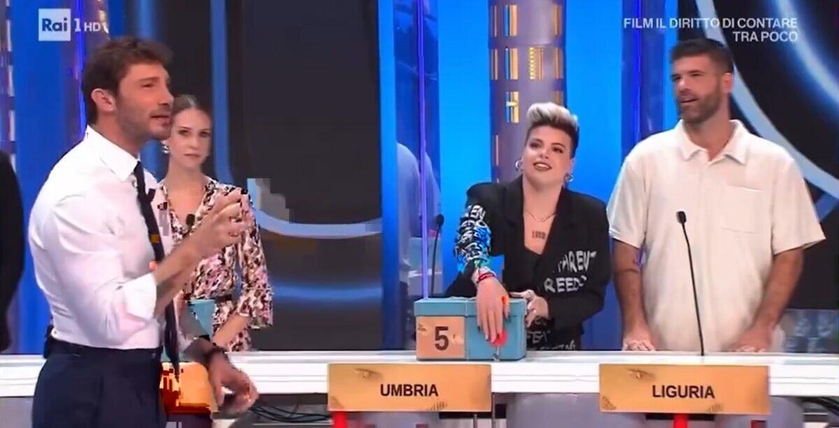 Stefano De Martino rivela un legame inaspettato con Emma | Il messaggio che ha fatto esplodere i social! - 