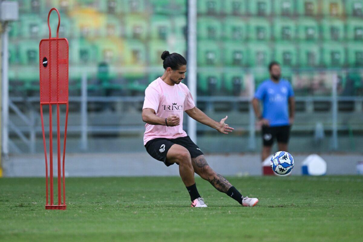 Palermo sorprende: il nuovo metodo di allenamento di Dionisi | È davvero la chiave per il successo? - 