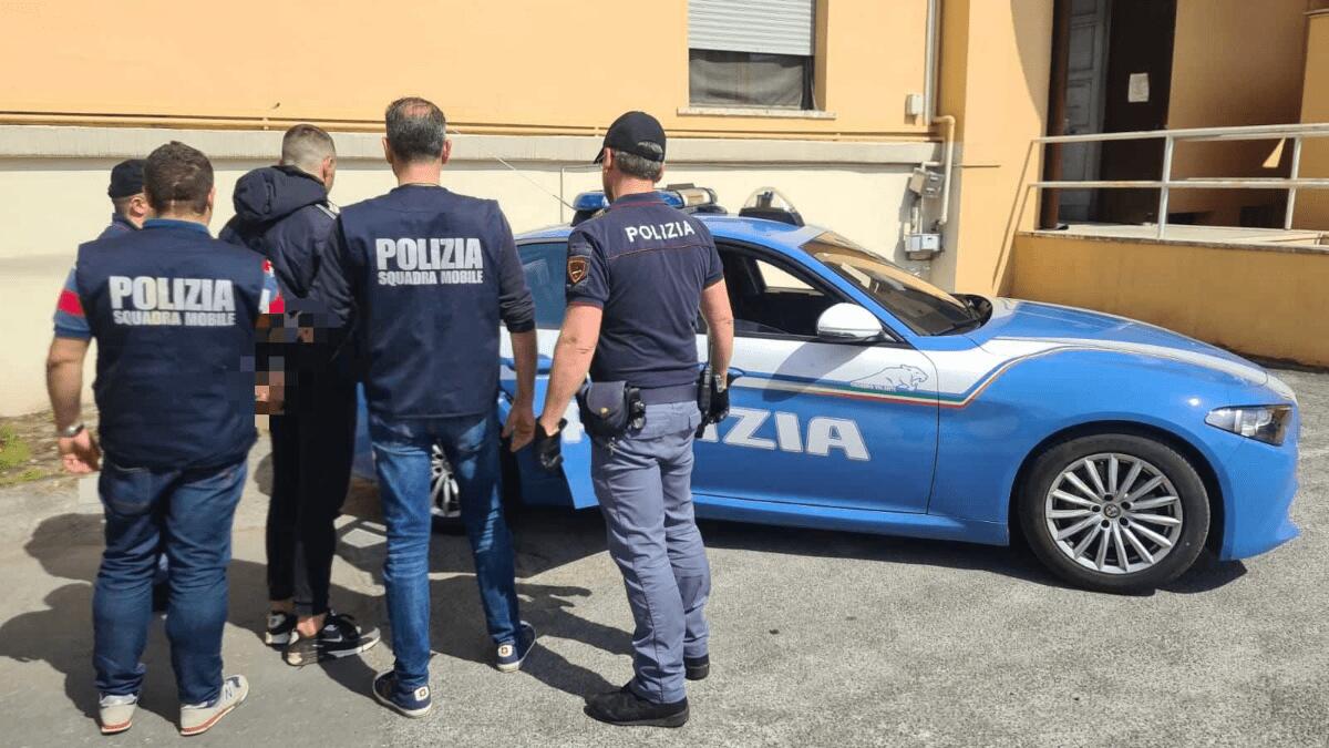 Accoltella ferocemente la madre per i soldi: deciso il carcere per il 32enne dopo le cure - 