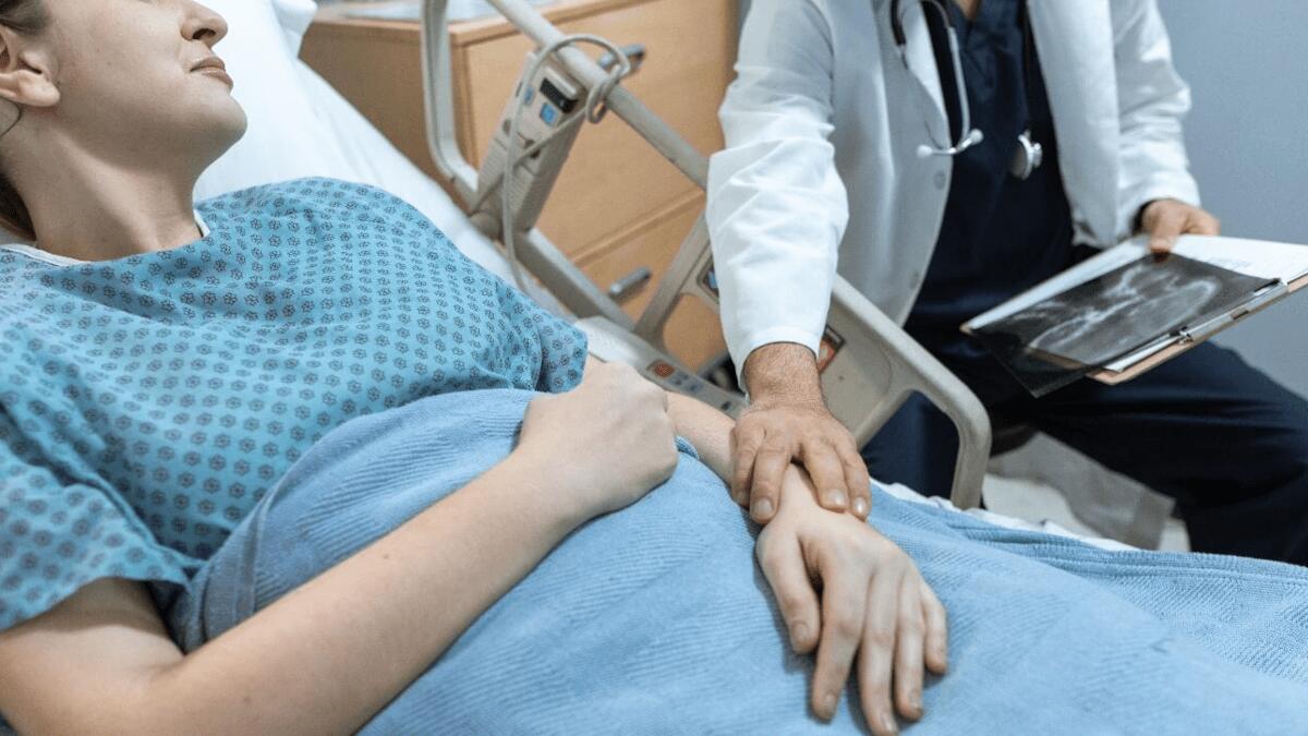 59enne insegue moglie sino all’ospedale per minacciarla e aggredirla nel Catanese - 
