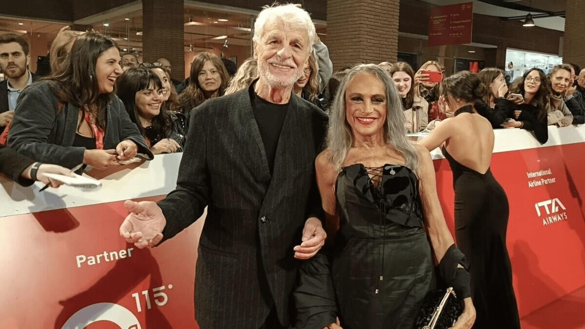Guia Jelo sul red carpet della Festa del Cinema di Roma con Michele Placido - 