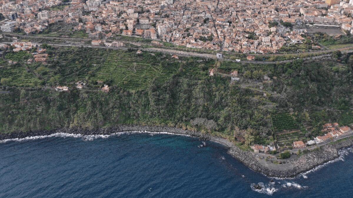 Stato di abbandono della Timpa di Acireale (soprattutto dopo l’incendio) - 