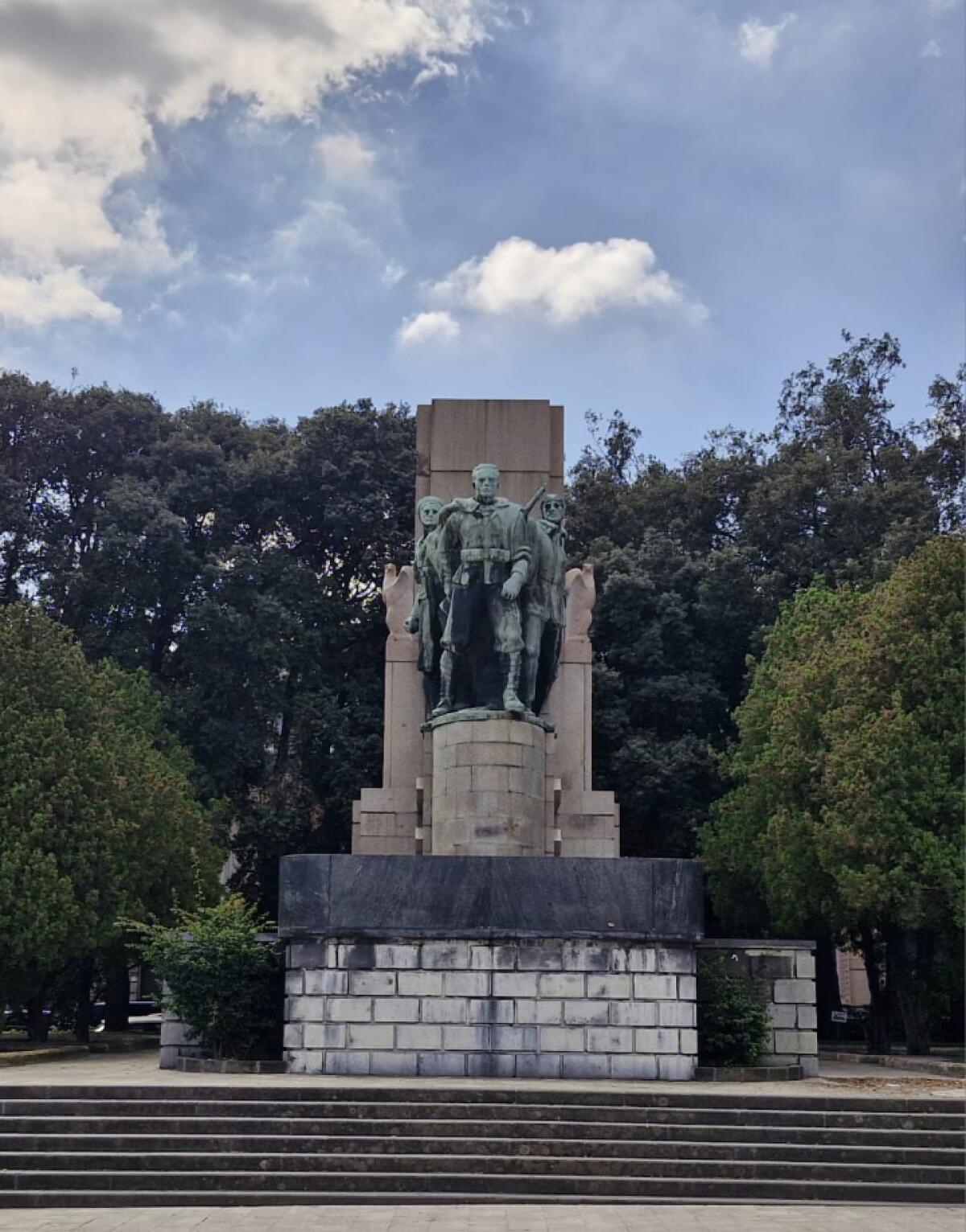 Messina celebra l’unità nazionale con uno spettacolo inaspettato | Scoprite il simbolo di una storia che ci unisce! - 