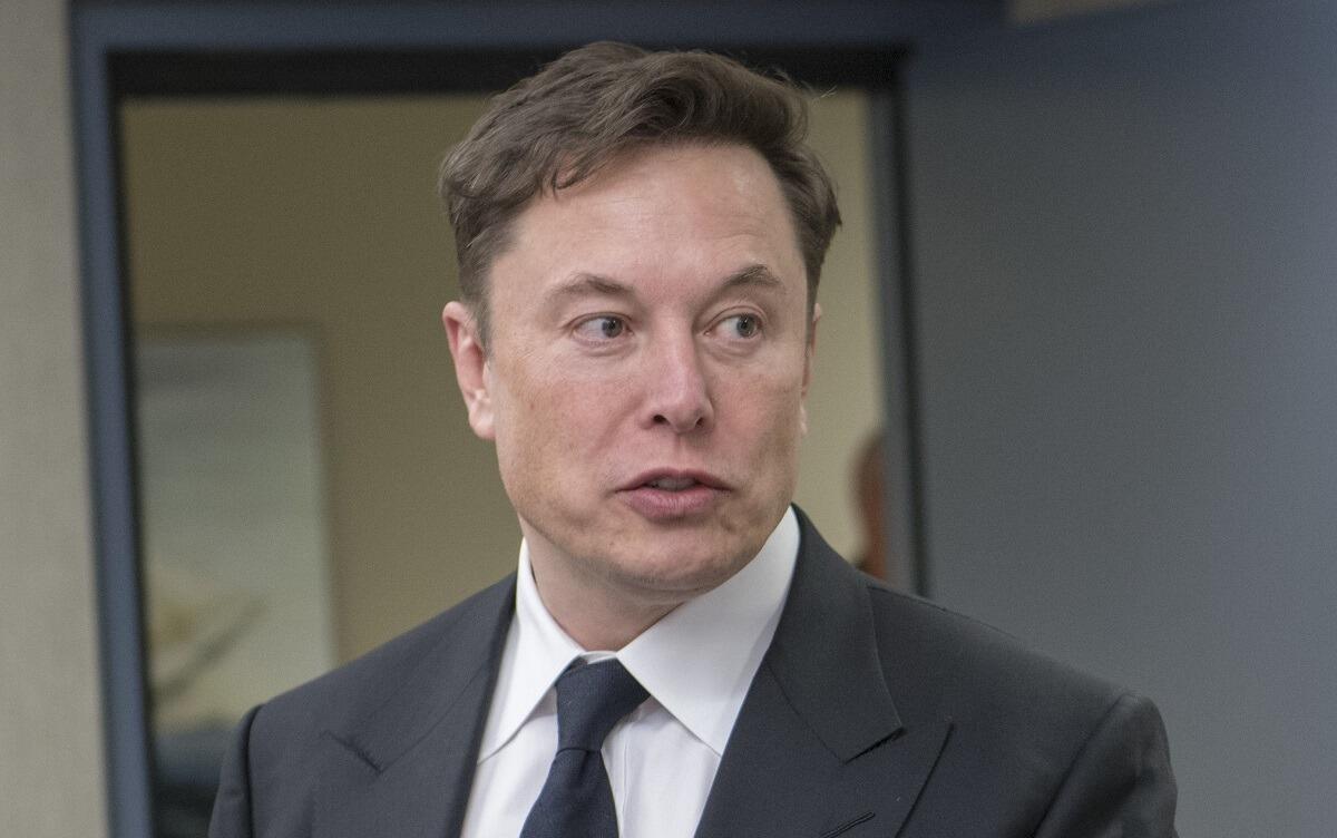 Musk e Putin: il segreto che cambierà il futuro | Perché dovremmo preoccuparci delle loro "conversazioni amichevoli"? - 