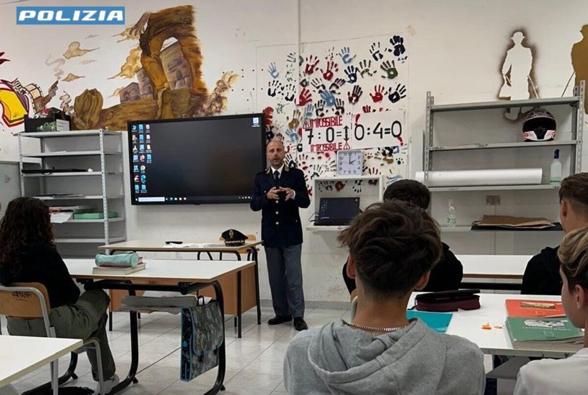 Incontri con la Polizia nelle scuole | Scopri perché la prevenzione del bullismo è più urgente che mai! - 