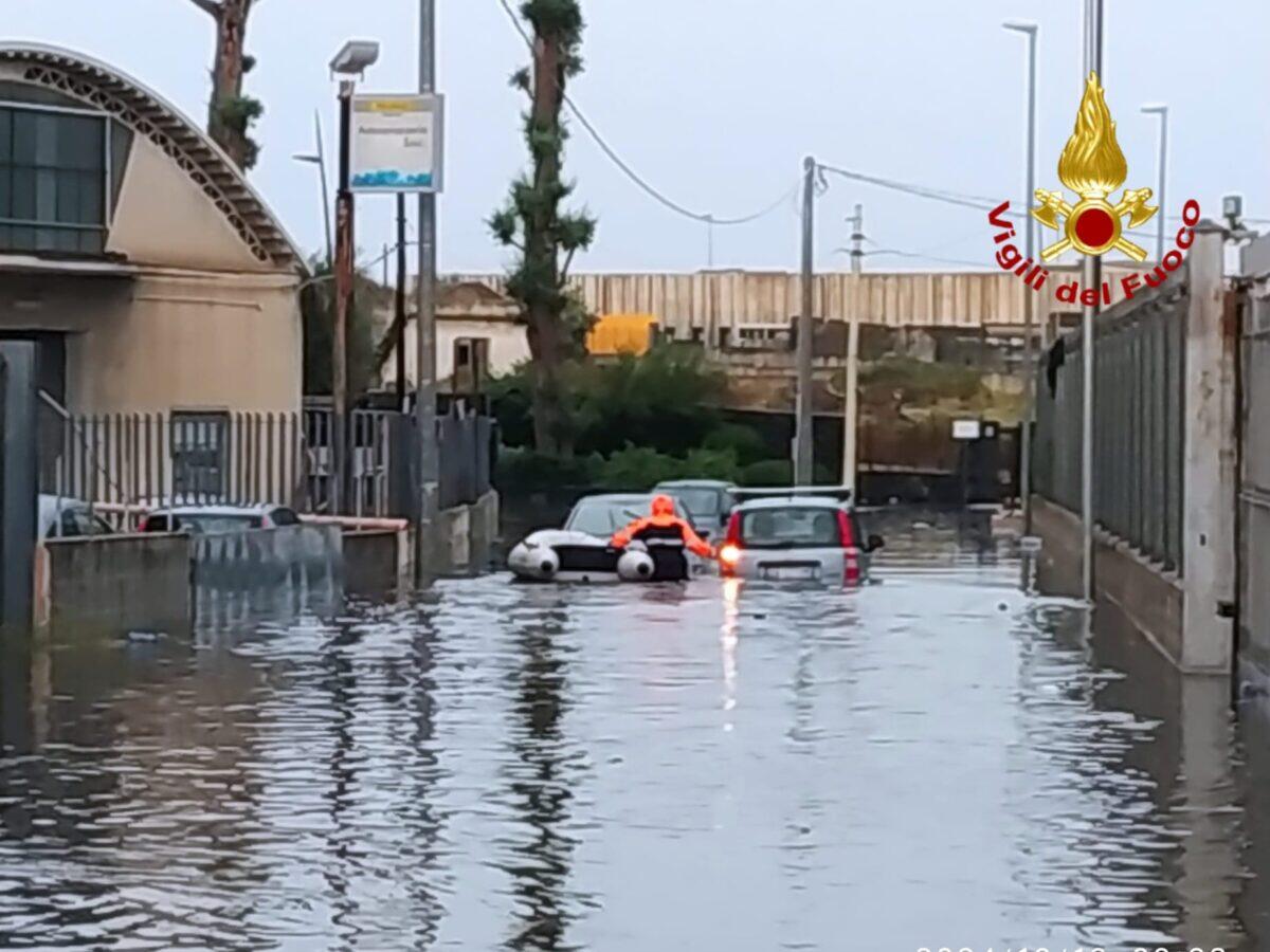 Allagamenti in Sicilia | La verità sul maltempo che sta mettendo in crisi le strade italiane! - 