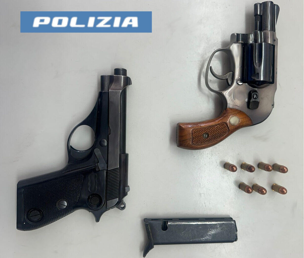 Ritirate due pistole a Catania: controlli serrati sulla detenzione delle armi per la sicurezza pubblica - 