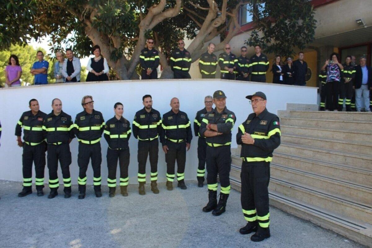Visita del Direttore Regionale Agatino Carrolo al Comando Vigili del Fuoco di Trapani: Un'incontro di rilievo per il futuro della sicurezza in Sicilia - 