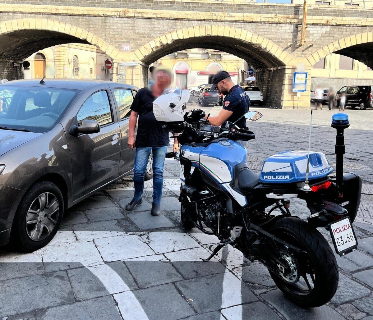 Catania scossa da controlli a tappeto | I parcheggiatori abusivi non si aspettavano di essere stanati! - 