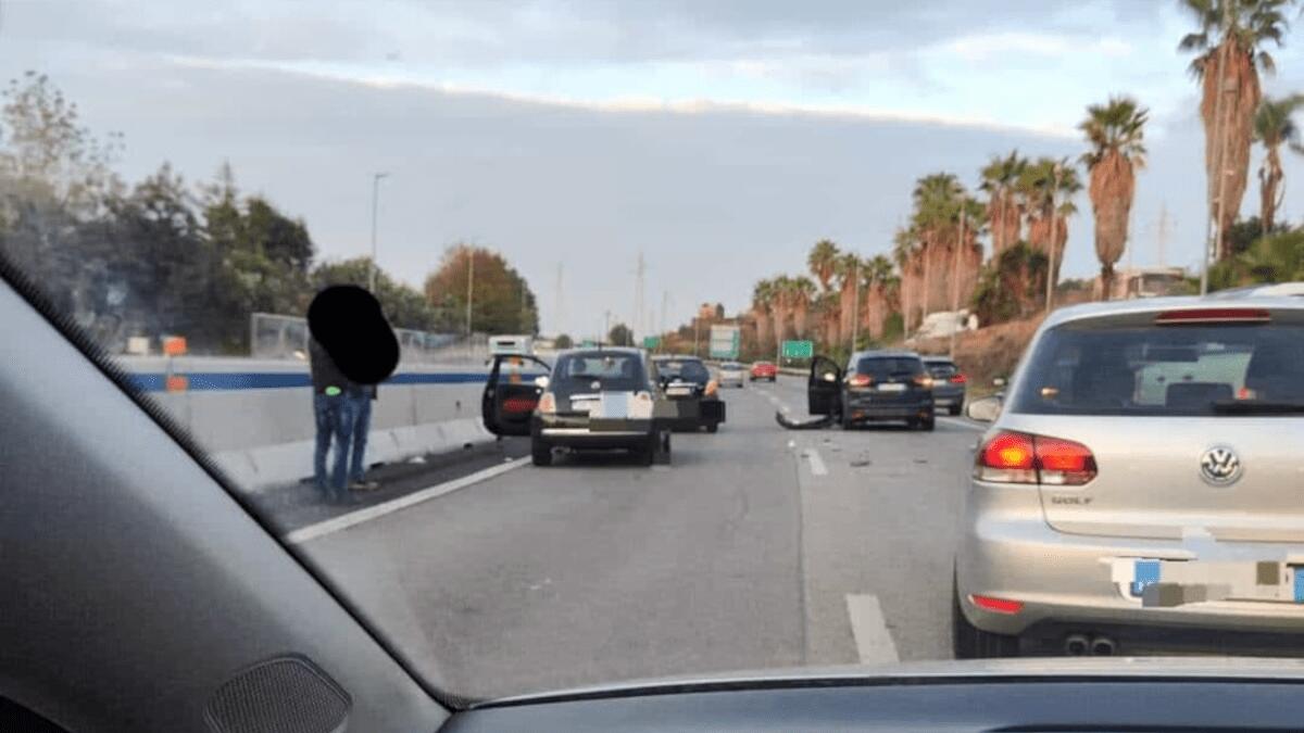 Ennesimo incidente stradale Tangenziale di Catania: un altro tamponamento a catena - 