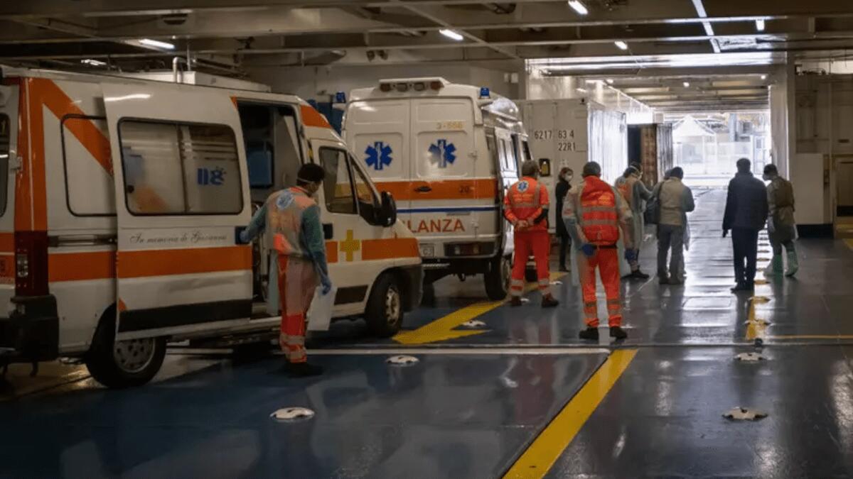 Si nasconde sotto Tir al porto di Palermo: schiacciato durante operazioni sbarco - 