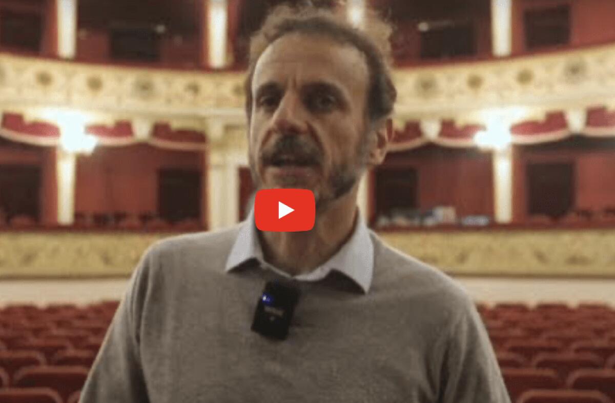 Successo clamoroso al Teatro Pirandello | Scopri perché Caino e Abele sta facendo discutere tutti! - 
