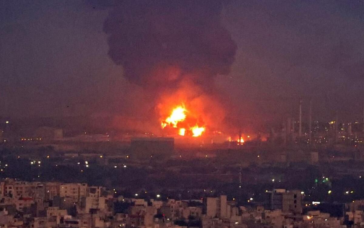Israele colpisce in Iran: la verità sui "danni limitati" che spiazza il mondo! - 