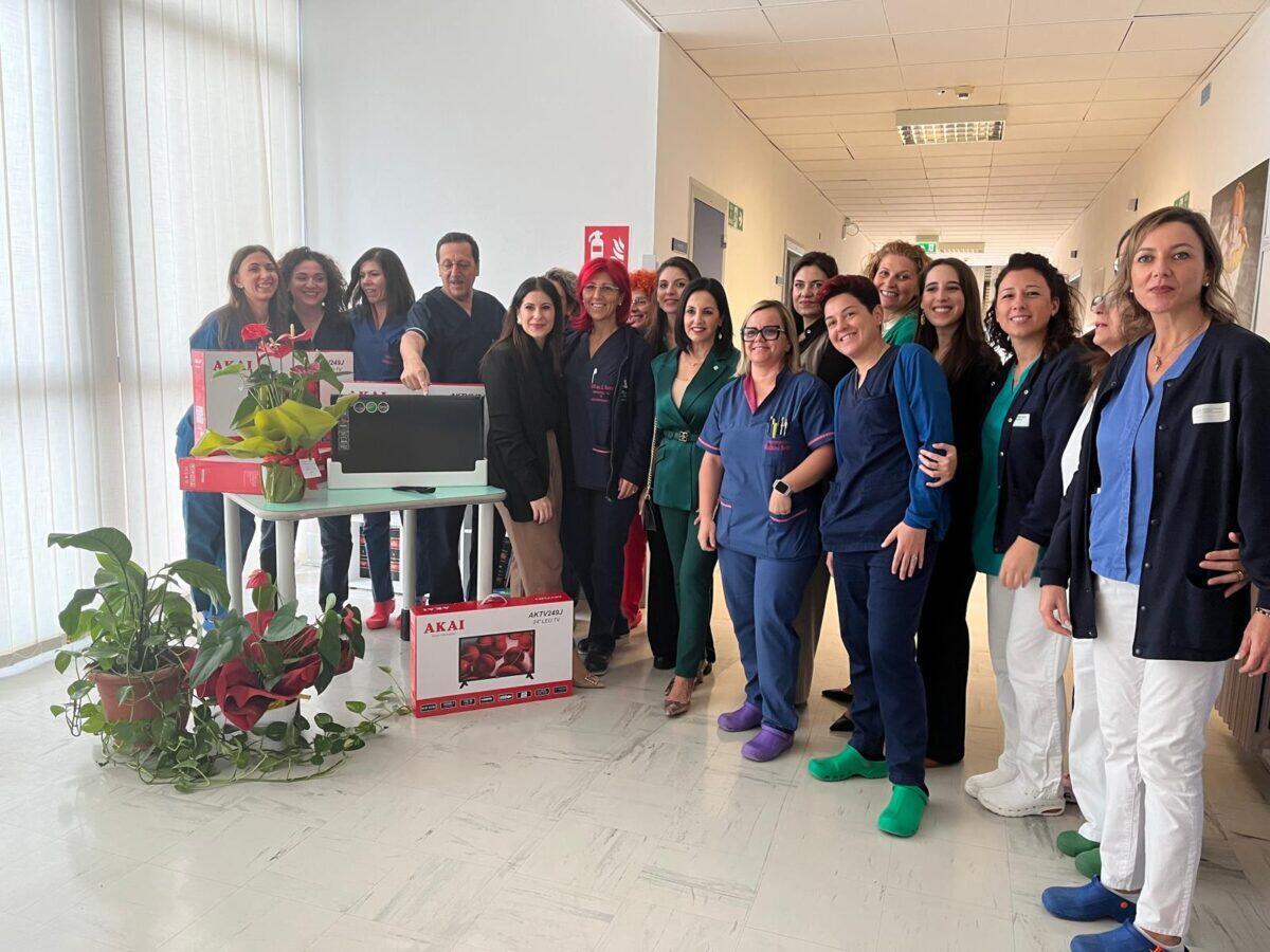 Generosità in ospedale | Scopri come un semplice gesto sta cambiando la vita delle neo mamme! - 