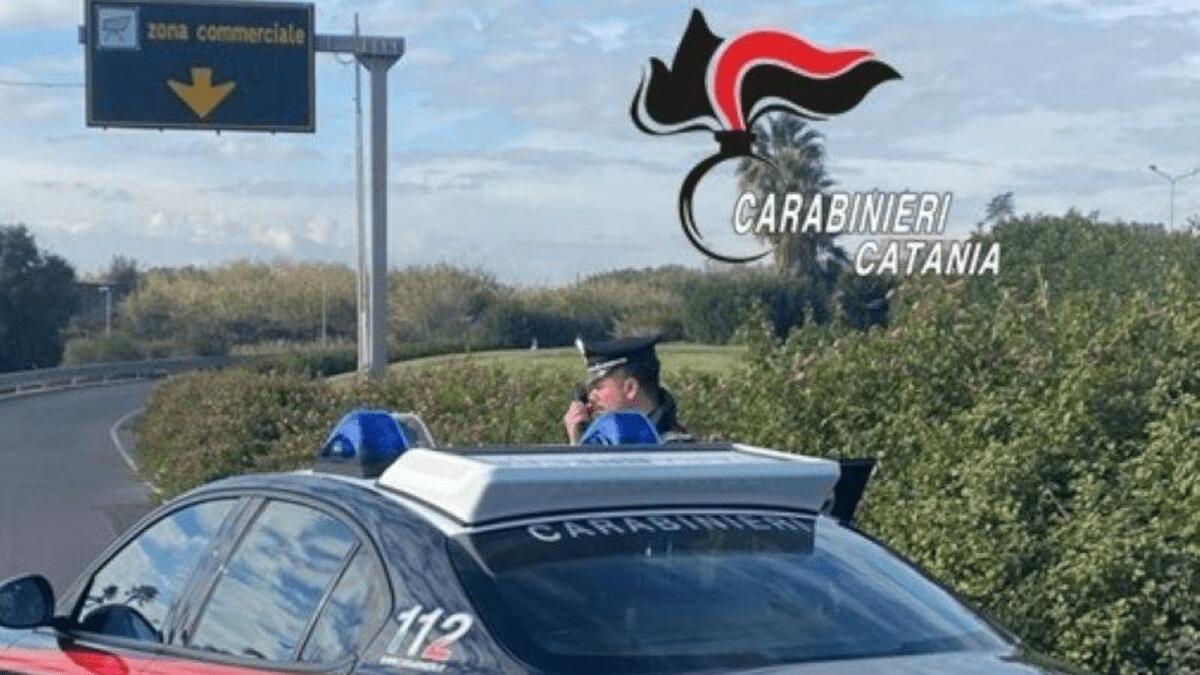 Pregiudicata esegue quattro furti ma non arriva al quinto: meno di 200 euro di bottino e domiciliari - 