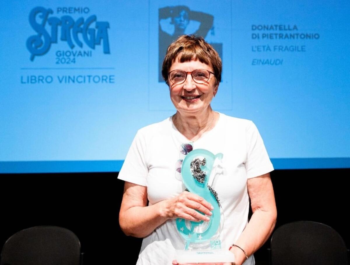 La scrittrice Di Pietrantonio accusa la Rai di censura | È davvero un nuovo 'caso Scurati' o tutta una strategia? - 