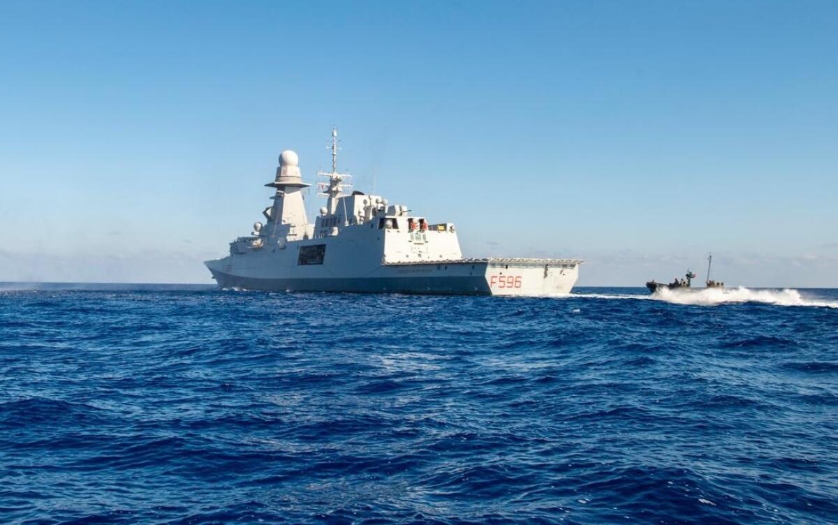 Migranti in Albania: la nave parte, ma i diritti umani sono già a rischio? - 
