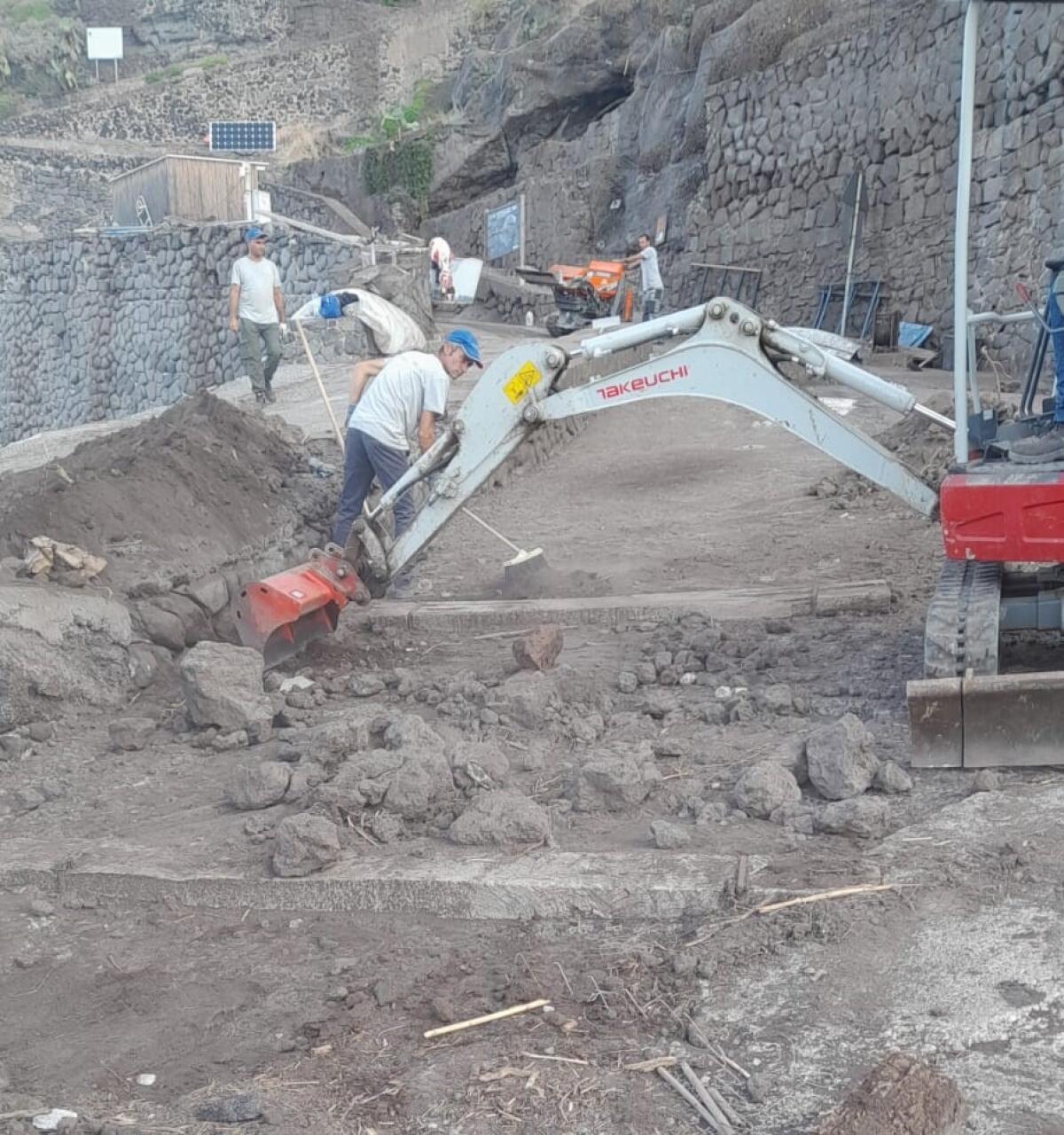 Stromboli e Ginostra risorgono dopo l’alluvione | Ecco come il governo sta cambiando le sorti dell’Isola! - 