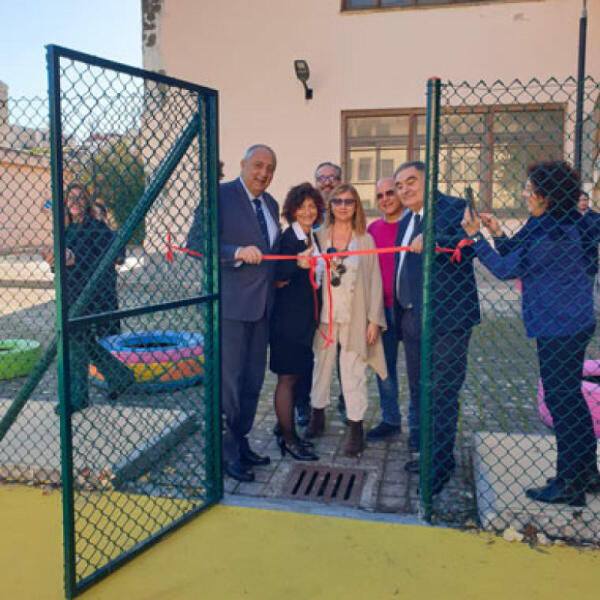 Palermo inaugura un campo sportivo scolastico | Perché questo progetto potrebbe cambiare il futuro dei giovani?