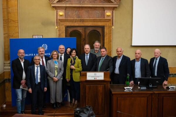 Sicilia in crisi idrica | Scopri come la desalinizzazione potrebbe salvare gli agrumi!