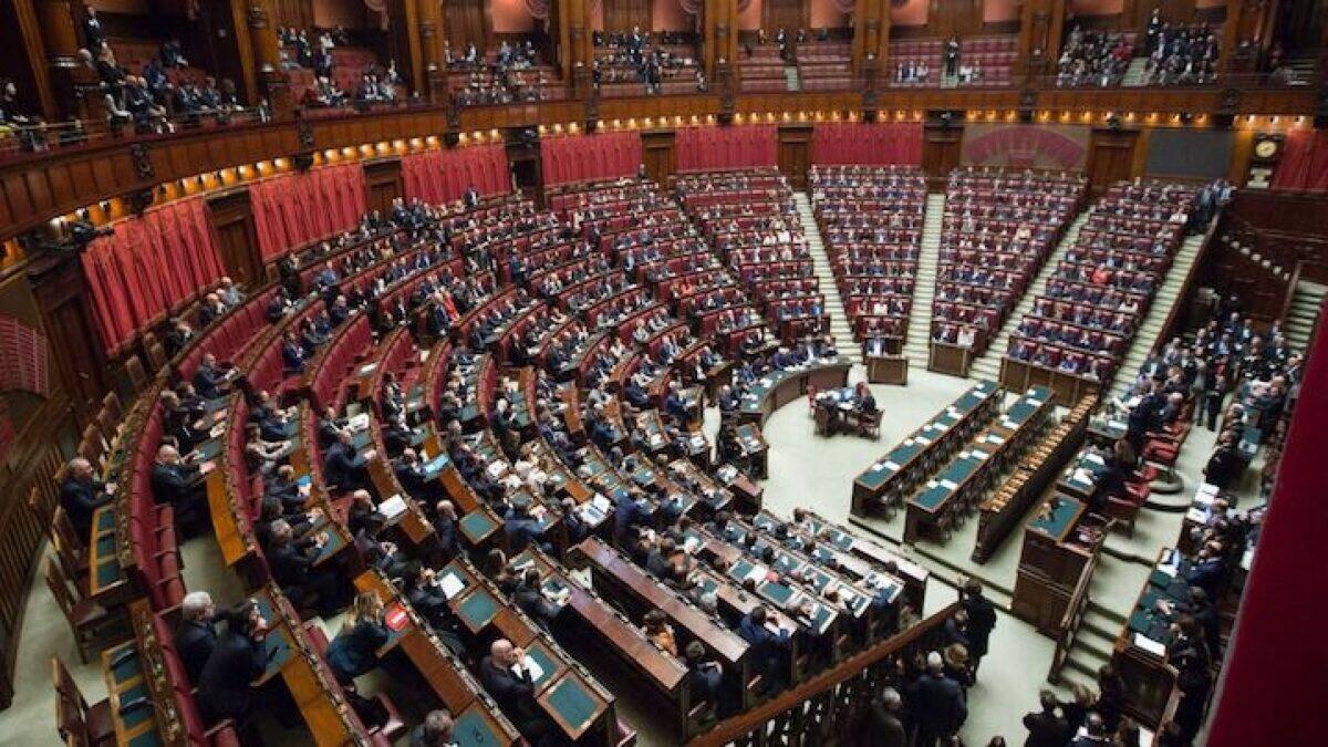 Salvini in Aula: Scopri le nuove riforme che potrebbero cambiare le infrastrutture italiane! | Ma verremo davvero ascoltati? - 