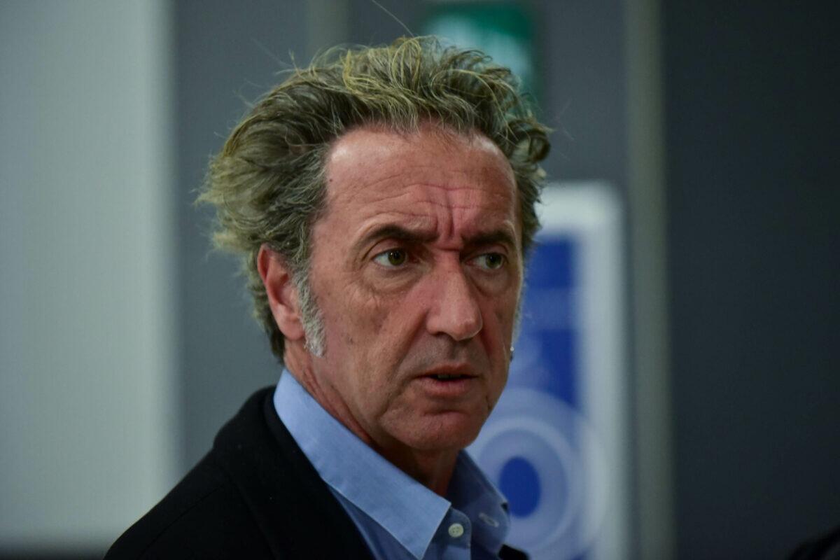 Sorrentino abbandona in fretta la presentazione di Parthenope | Scopri perché il regista è fuggito dalle domande del pubblico! - 