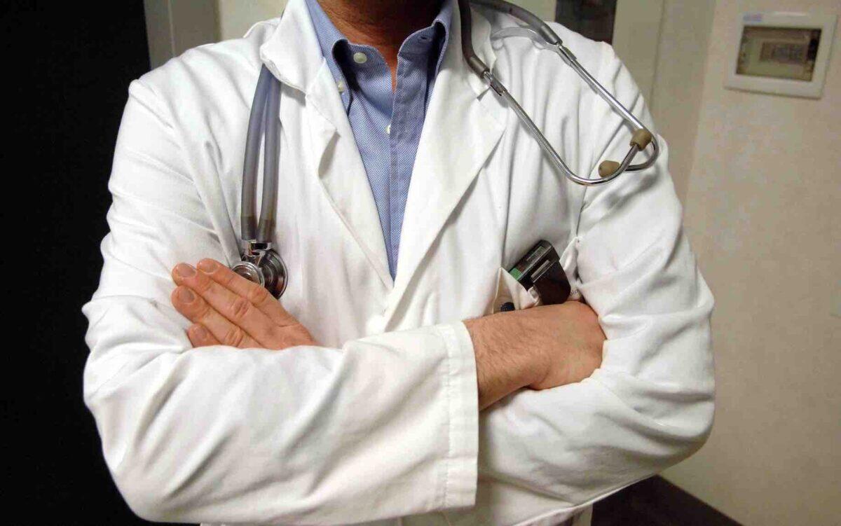 Sciopero dei medici al 85% | Meloni sotto pressione: è ora di ascoltare? - 