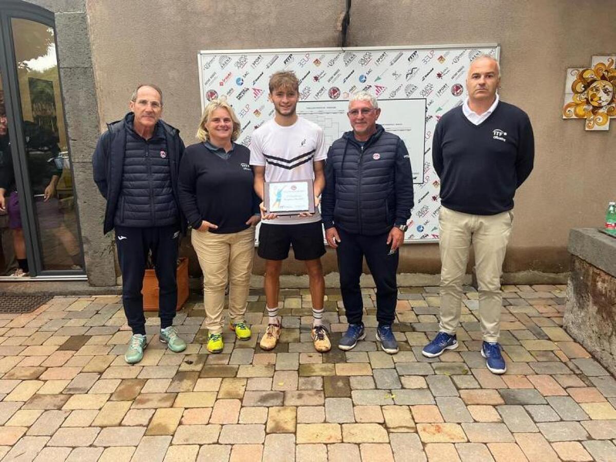 Finale epica al torneo di tennis di Catania | Scopri i segreti di un evento che ha sfidato il maltempo! - 