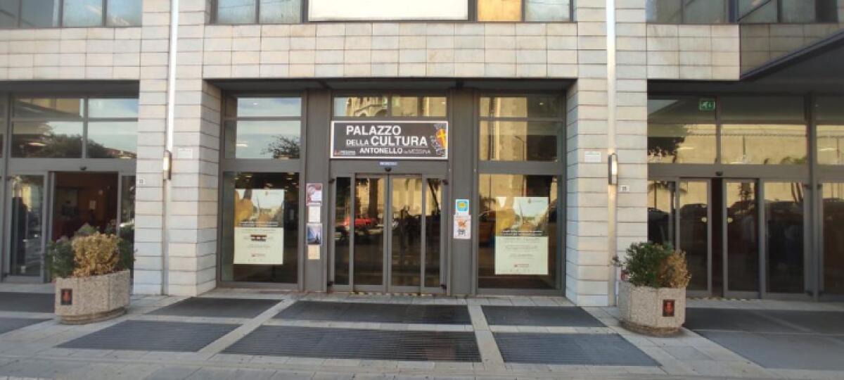 Biblioteca chiusa per eventi straordinari | Scopri perché i giovani stanno cambiando Messina! - 