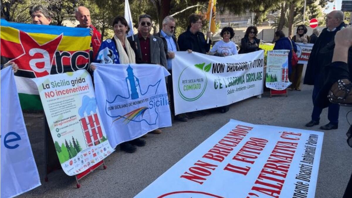 Manifestazione contro gli inceneritori a Palermo: 33 associazioni e sigle unite in protesta